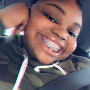 Meet your Posher, Mackiah